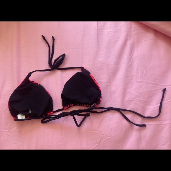 Bikini - Picture 4 of 6